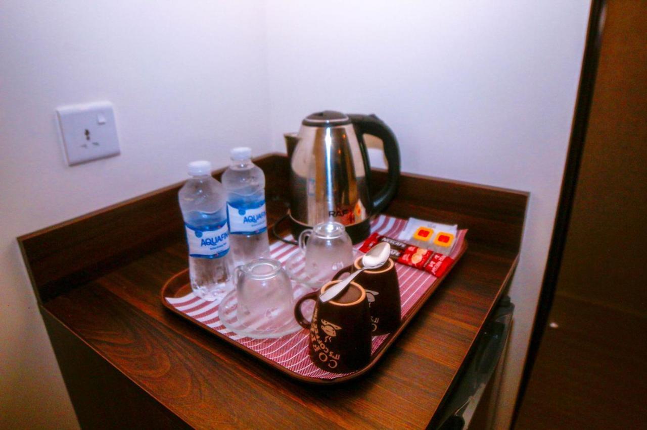 ِafnan Hotel Акаба Екстериор снимка