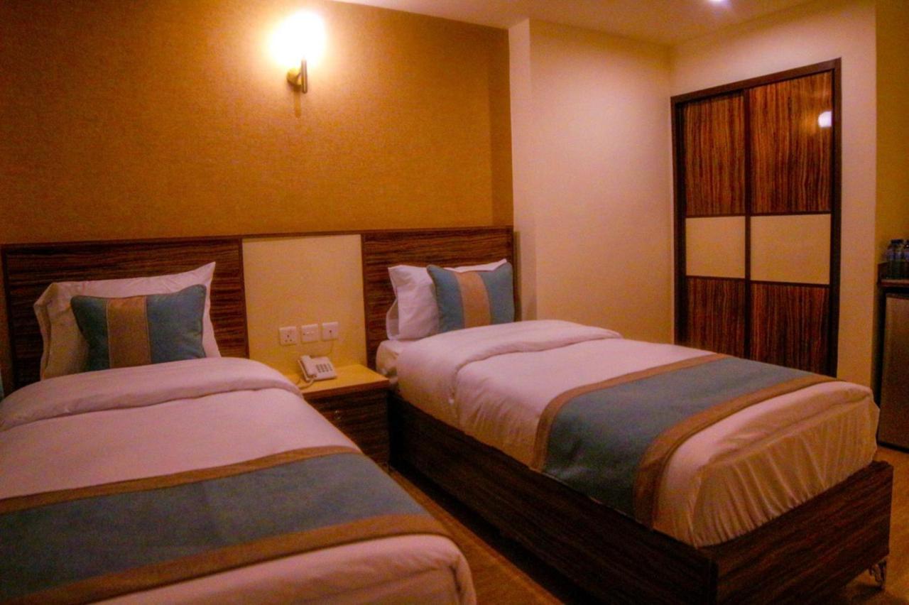 ِafnan Hotel Акаба Екстериор снимка