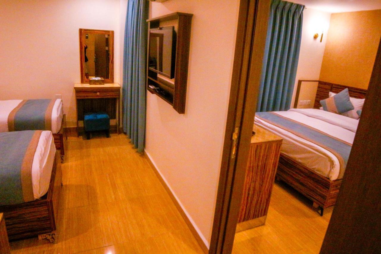 ِafnan Hotel Акаба Екстериор снимка